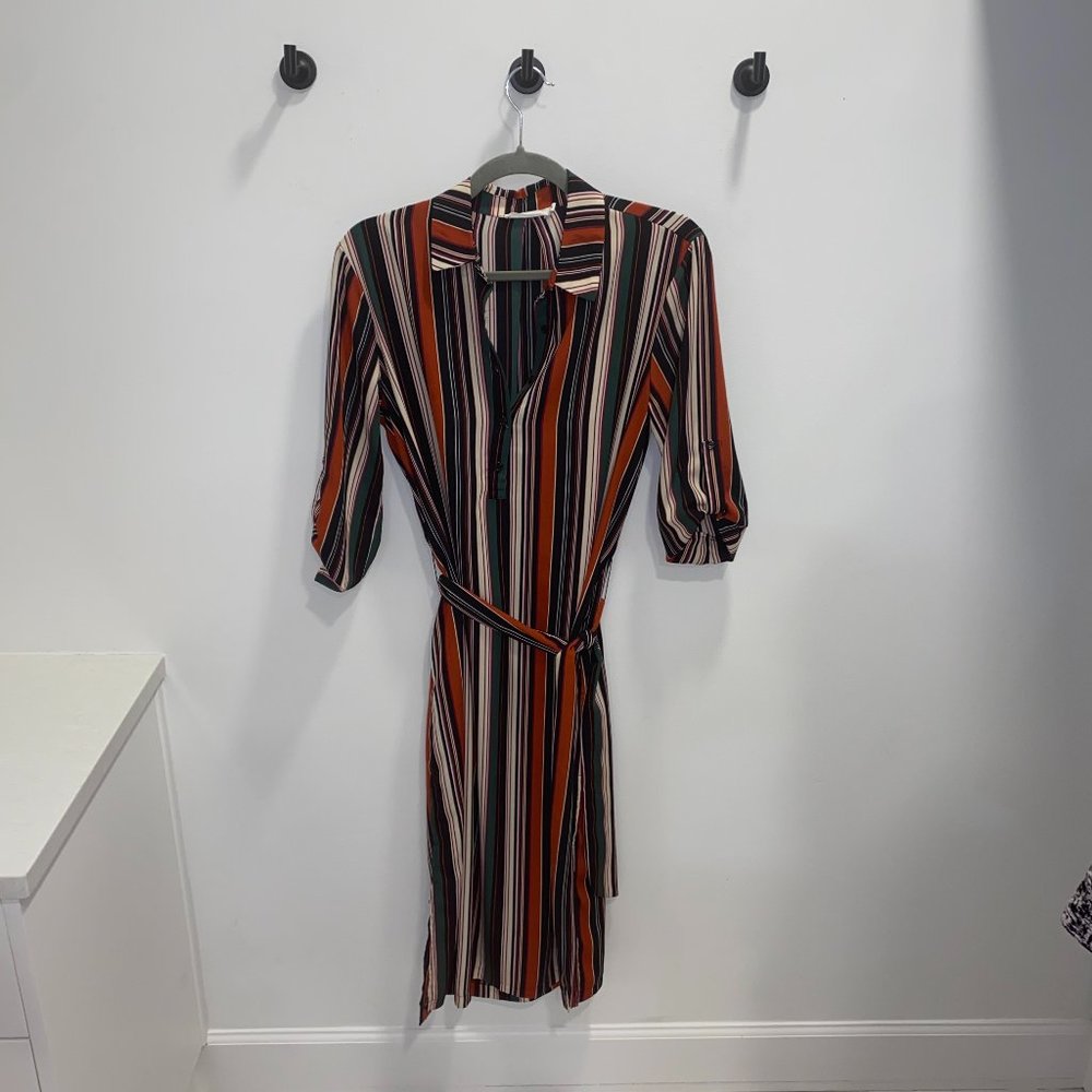 Lush Long Sleeve Tie Dress Small